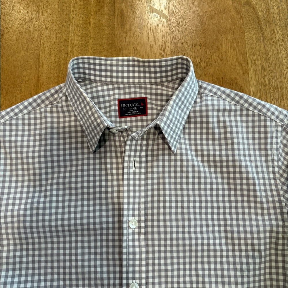 UNTUCKit Men's White and Gray Plaid Shirt